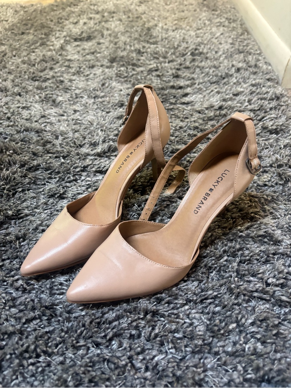 Lucky Brand Beige Pointed Toe Slingback Heels